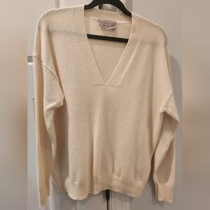 Everlane Cashmere V Neck Ivory LARGE